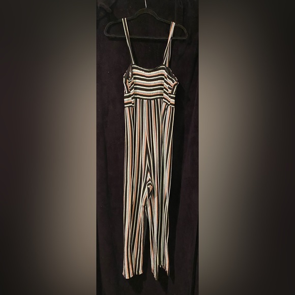 Xhilaration Romper Size Large - Picture 2 of 3